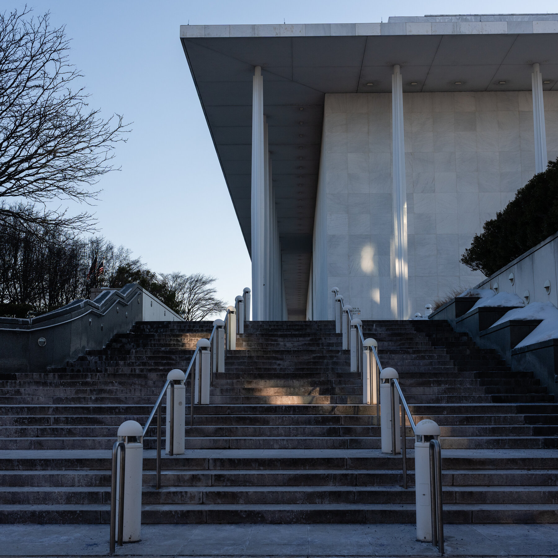 Gugatan Hukum Federal Hadang Rencana Ambisius Trump Mengubah Wajah Washington