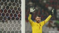 Maarten Paes Tegaskan Tak Ada Persaingan Kiper di Timnas Indonesia, Hanya Kebersamaan