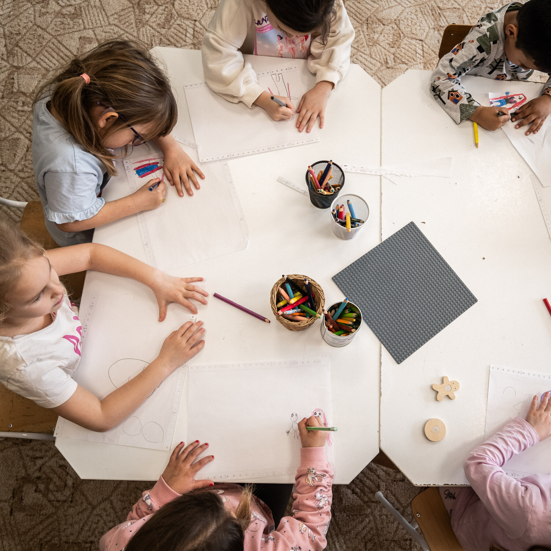 Suara Minoritas Roma Penentu Pemilu Hungaria: Analisis Kebijakan Orban