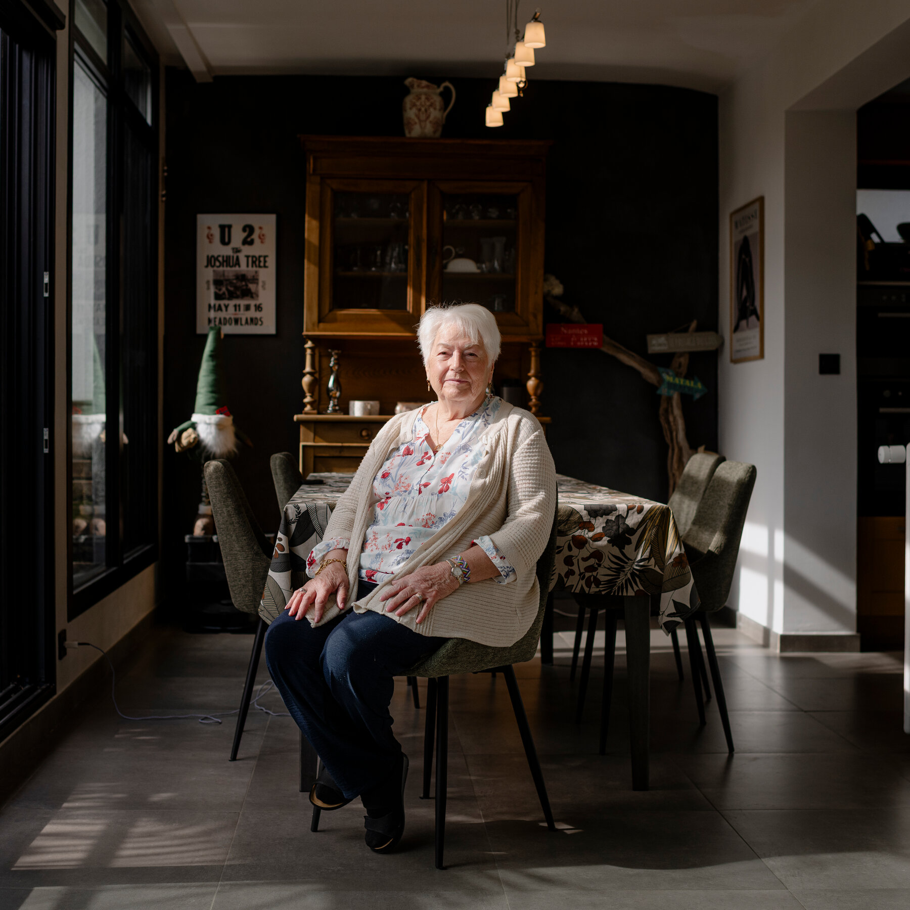 Deportasi Janda Veteran AS 85 Tahun: Kisah Pilu di Balik Kebijakan Imigrasi Keras