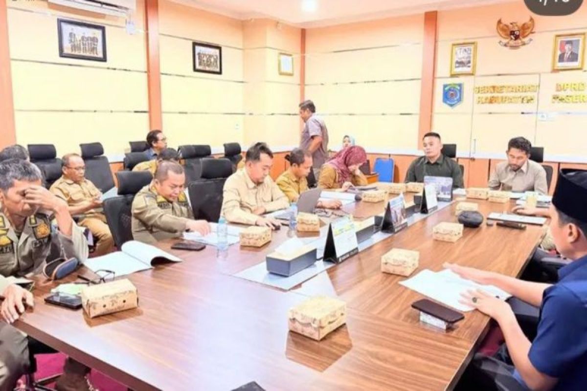 DPRD Paser Perketat Pengawasan Miras dan THM Melalui Raperda Baru