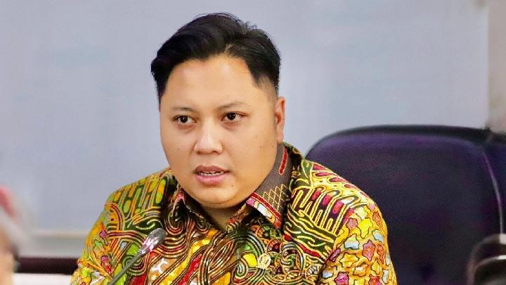 DPRD Tekankan Urgensi Penguatan Pengawasan Konten Digital dan Kode Etik Pegiat Media Sosial