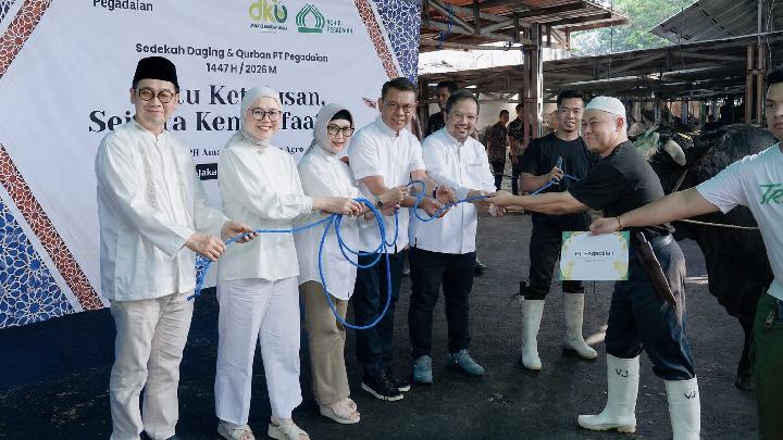 Pegadaian Sukses Distribusikan 4.500 Paket Daging Kurban, Perkuat Komitmen Sosial Inklusif