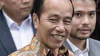 PDIP Dorong Jokowi Perlihatkan Ijazah Asli Saat Blusukan di NTT
