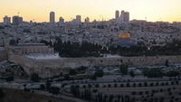 Pemukim Israel Serbu Al-Aqsa, Penjaga Terluka: Ketegangan di Yerusalem Memuncak