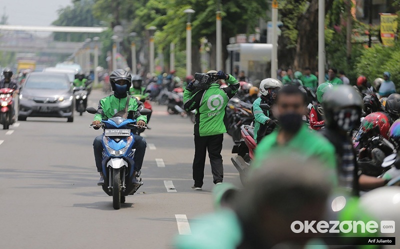 Presiden Prabowo Pangkas Komisi Ojol Jadi 8 Persen, Ini Respons Gojek dan Grab