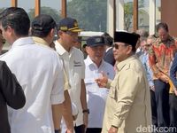 Rupiah Tembus Rp17.658 per Dolar AS, Prabowo Pertanyakan Stabilitas Mata Uang Pasca Serah Terima Alutsista