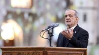Pernyataan Mengejutkan Presiden Pezeshkian: Kekuasaan Iran di Tangan Mojtaba Khamenei?