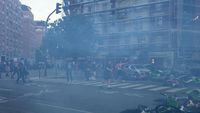 Ratusan Suporter PSG Ditangkap di Paris Usai Perayaan Ricuh