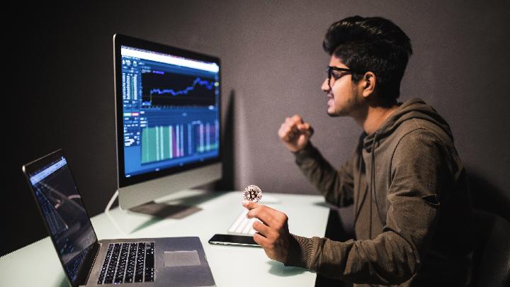 Pintu Institusional Solusi Trading Kripto Komprehensif untuk Korporasi Indonesia