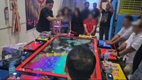 Polisi Gerebek Judi Berkedok Arena Permainan di Jakarta, Puluhan Orang Diamankan