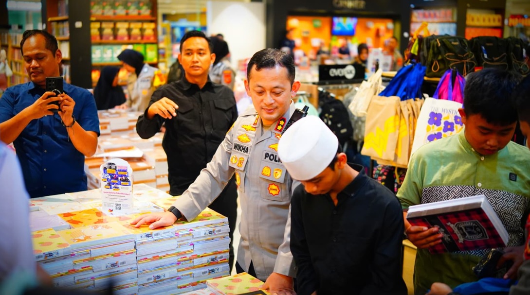 Momentum HUT ke-80 Polri Bogor Hadiahkan Kebahagiaan untuk 80 Anak Yatim