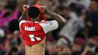 Strategi Penalti Arteta: Mengapa Gabriel Magalhaes Bisa Jadi Pilihan Tak Terduga di Laga Krusial?