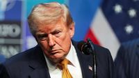 Analisis Kebijakan Trump: Minta Bayaran Penjagaan Selat Hormuz, Apa Dampaknya?