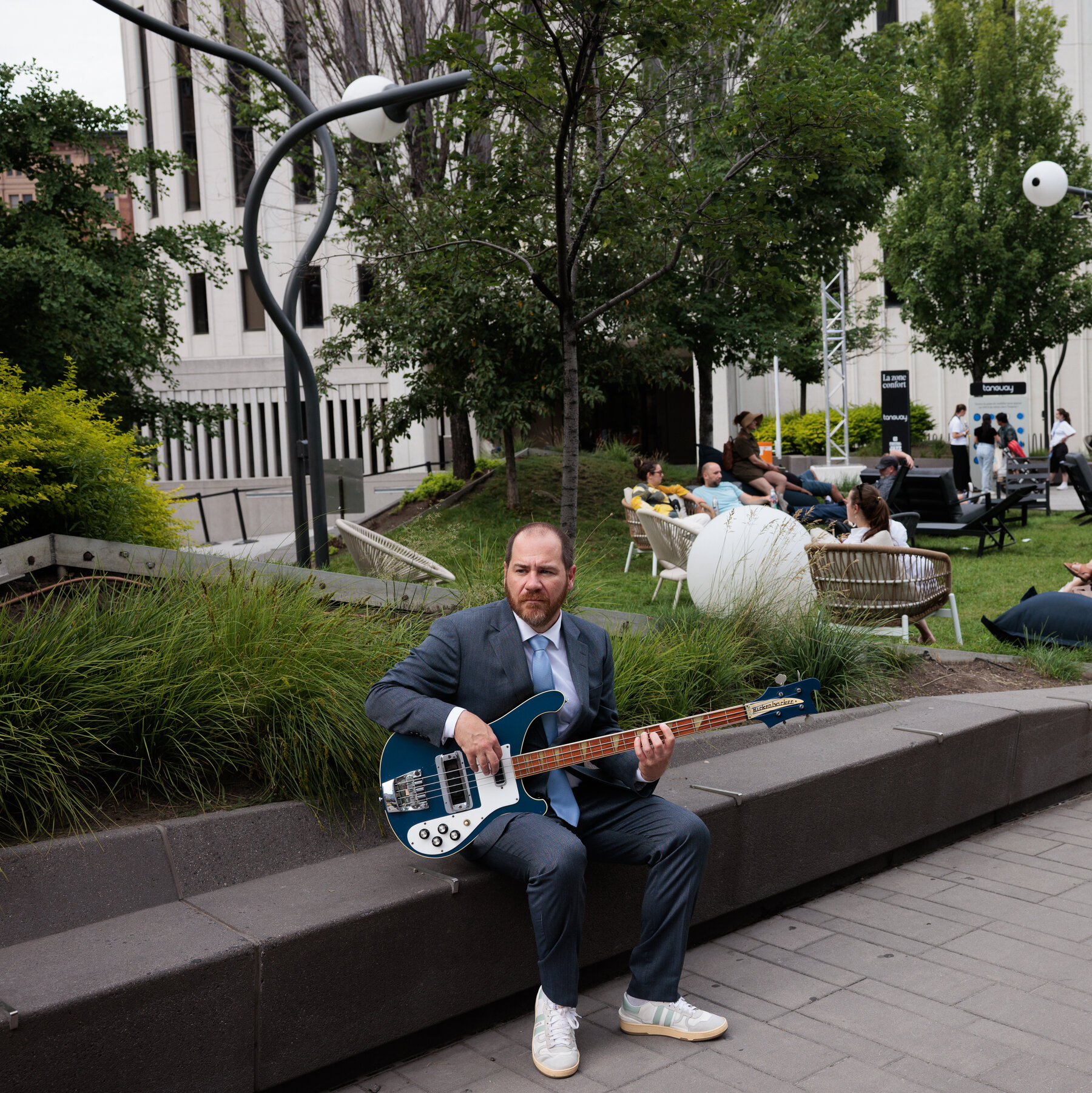 Dari Panggung Rock ke Puncak Sains: Bassist Cowboys Fringants Pimpin Ilmuwan Kepala Quebec