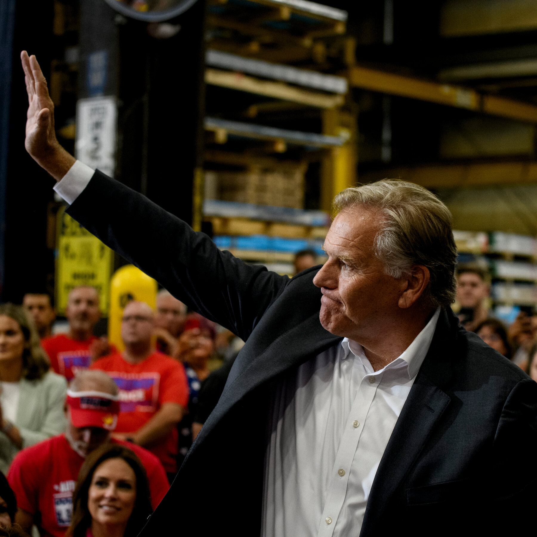 Pergeseran Sikap Mike Rogers: Dari Kritikus Trump Menjadi Pendukung Audit Pemilu