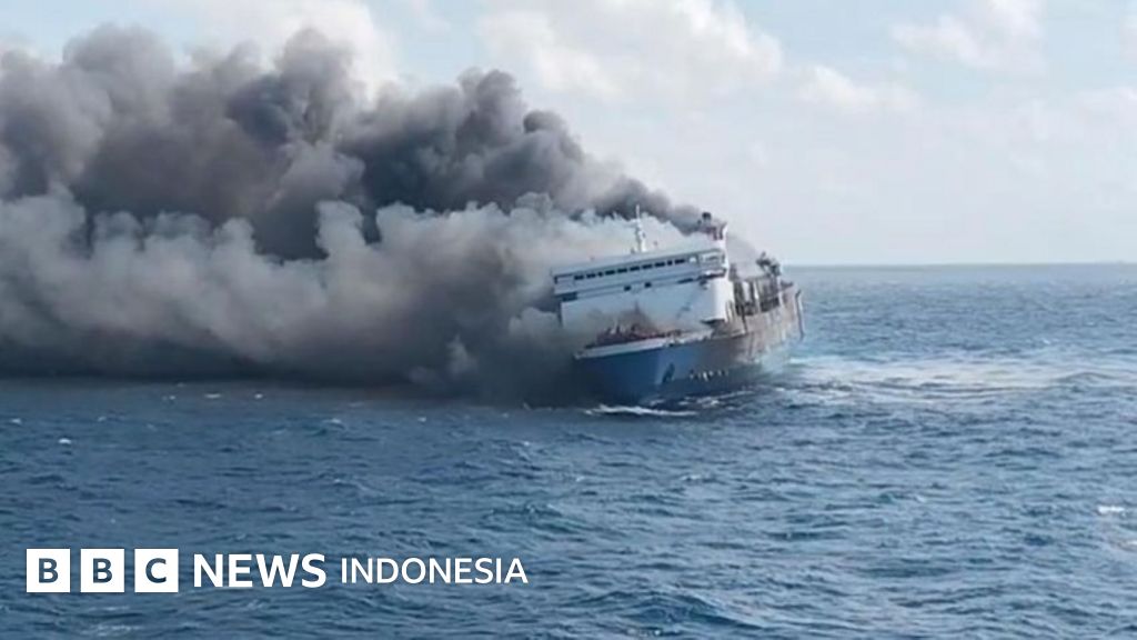 Pencarian Dramatis Korban Kebakaran Kapal Mutiara Sentosa 2 Berlanjut, Lima Tewas