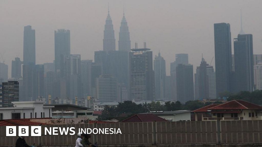 Kabut Asap Karhutla Kalimantan Memburuk, Malaysia Tutup Hampir 600 Sekolah