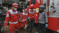 Duka Jakarta: Petugas Damkar Gugur saat Padamkan Api di Kramat Jati