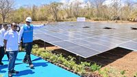 Strategi Energi Bersih: Pemerintah Buka Tender 7 Proyek PLTS, Danantara Siap Ambil Alih